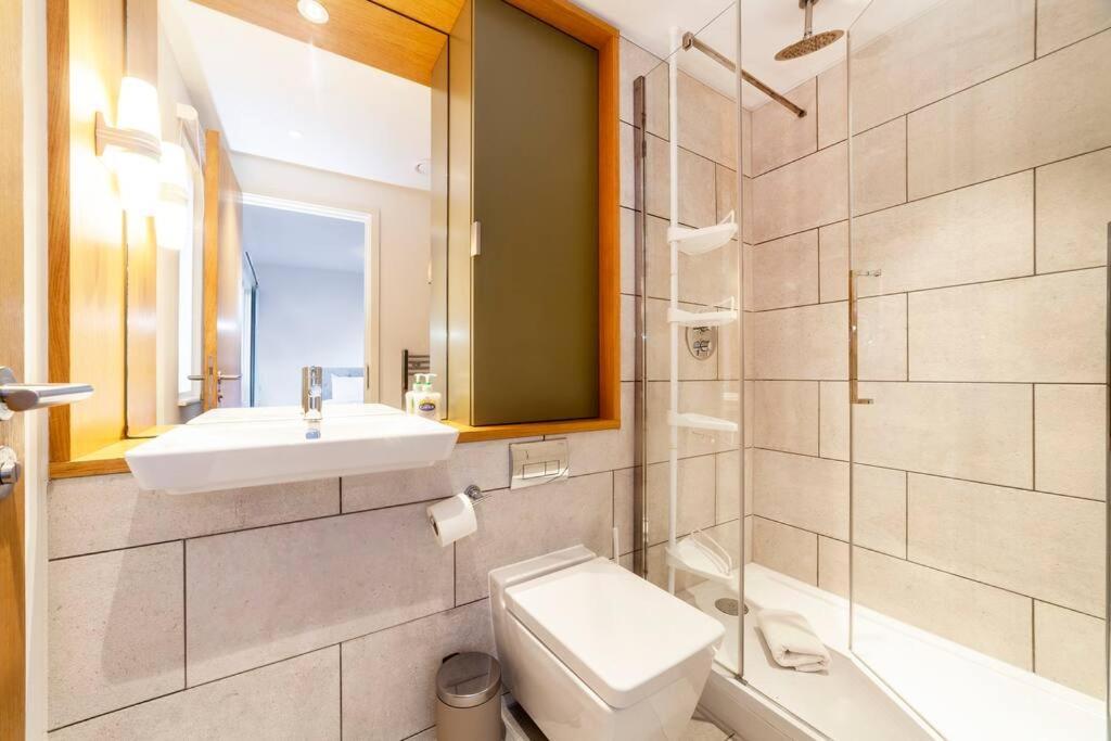 Apartmán Stunning New 3 Bdr Duplex Wbalcony, East Londýn Exteriér fotografie